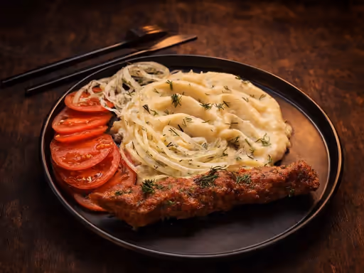 Нежное пюре с ароматным люля
